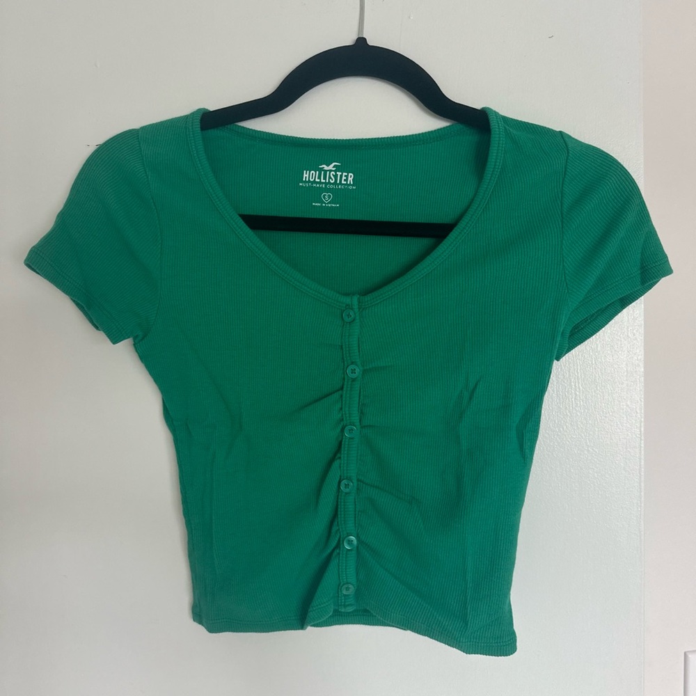 Holister cropped button down fitted shirt